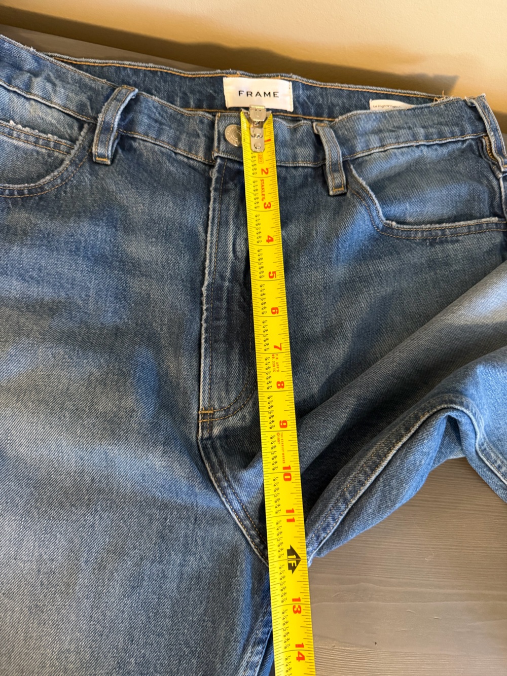 Frame Denim High-Rise Wide-Leg Jeans in Medium Blue - Picture 8 of 9